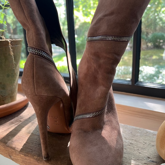 Sick ALAIA  suede boots - Picture 1 of 6